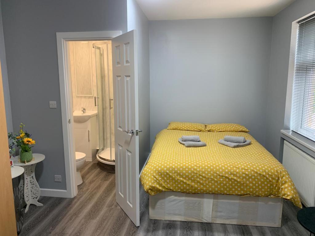 Grays Accommodation B&B Extérieur photo
